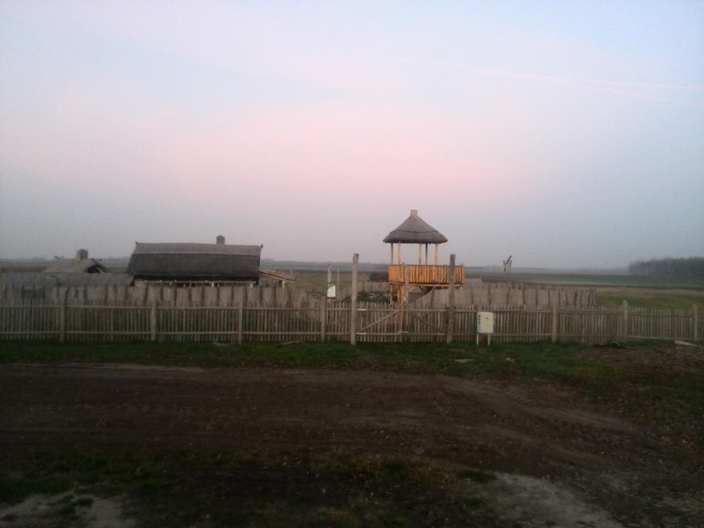 Eszter-Haz Vendeghaz Kerekegyhaza Kerekegyháza Exterior photo